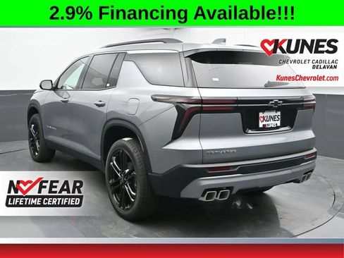 New 2026 Chevrolet Traverse LT w/ LPO, Floor Liner Package FWD image 8