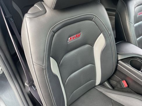Used 2017 Chevrolet Camaro SS image 41