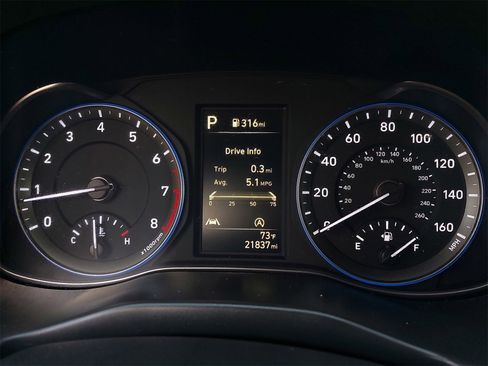 Used 2022 Hyundai Kona SEL w/ Cargo Package image 18