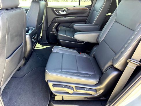 Used 2024 Chevrolet Tahoe Premier image 19