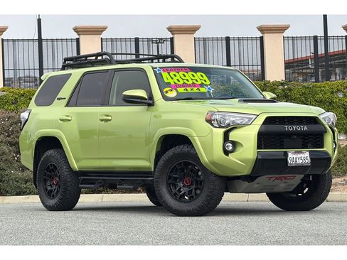 Used 2022 Toyota 4Runner TRD Pro AWD/4WD image 2