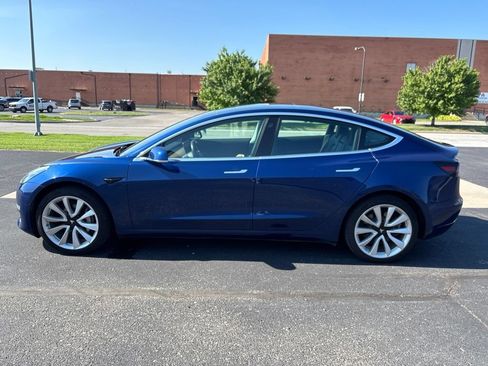 Used 2019 Tesla Model 3 Standard Range Plus RWD image 6