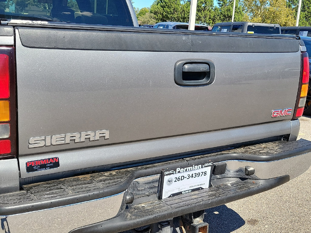 Used 2006 GMC Sierra 1500 SLE w/ Onstar Plus Package RWD image 18