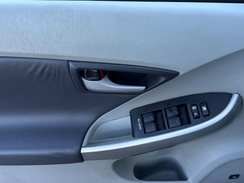 Used 2010 Toyota Prius Five FWD image 10