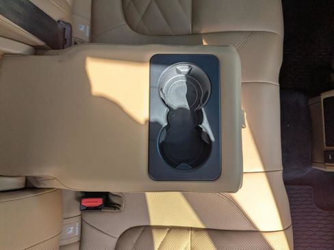 Used 2023 Jaguar F-PACE S image 46