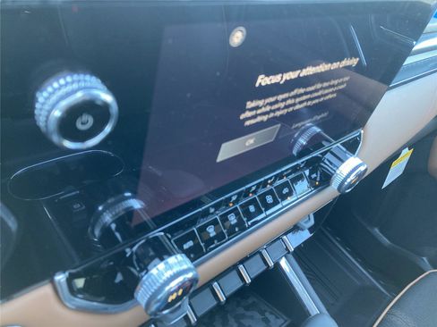 New 2026 GMC Canyon AT4 image 31