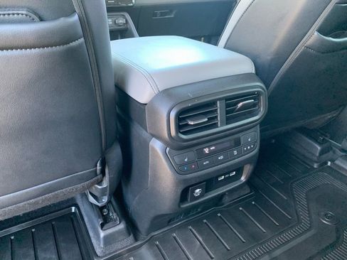 Used 2023 Honda Pilot Elite image 30