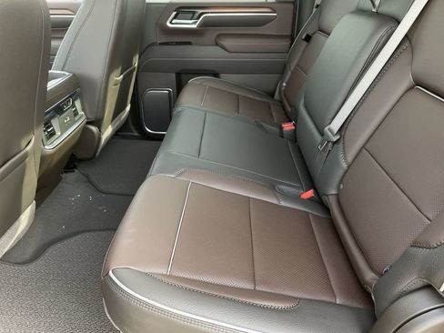 New 2026 GMC Sierra 2500 Denali w/ Technology Package AWD/4WD image 25