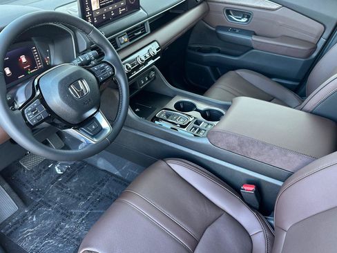 New 2026 Honda Pilot Elite image 9