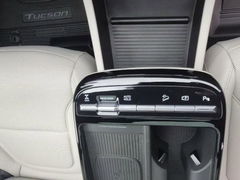 New 2026 Hyundai Tucson Limited image 31
