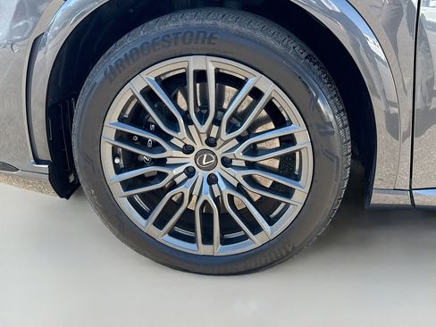 Used 2024 Lexus RX 500h F Sport w/ Convenience Package image 43