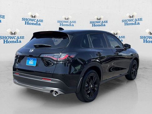 New 2026 Honda HR-V Sport image 3