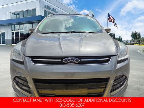Used 2014 Ford Escape Titanium image 3