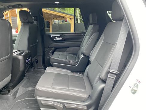 Used 2023 Chevrolet Tahoe LT w/ Luxury Package image 16