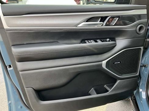 New 2026 Jeep Grand Wagoneer 4WD w/ Premium Group I image 21