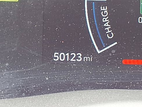 Used 2025 Toyota Camry LE FWD image 31