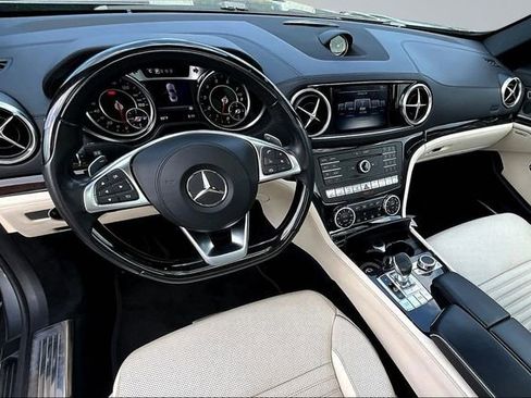 Used 2018 Mercedes-Benz SL 450 image 7