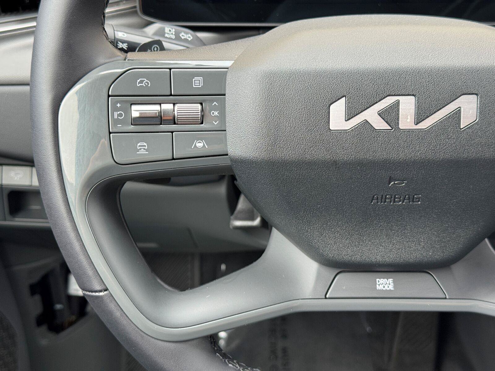 Used 2026 Kia EV9 Light RWD image 22