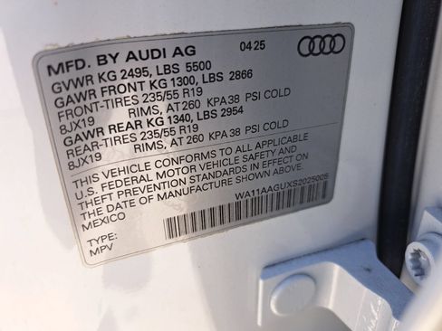 Used 2025 Audi Q5 Premium w/ Convenience Package AWD/4WD image 15