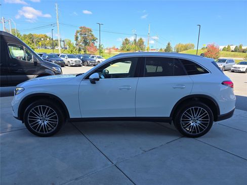 Used 2026 Mercedes-Benz GLC 300 4MATIC image 8