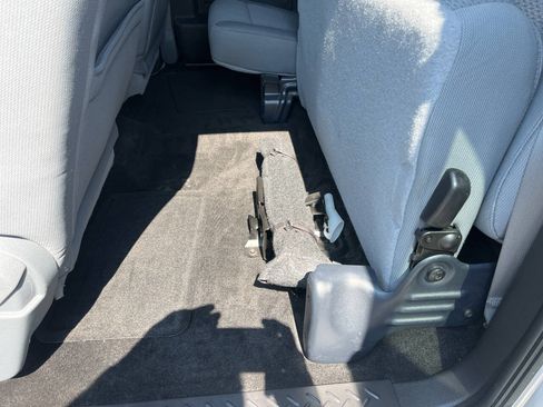 Used 2013 Ford F150 XLT w/ Mid Equipment Group AWD/4WD image 29