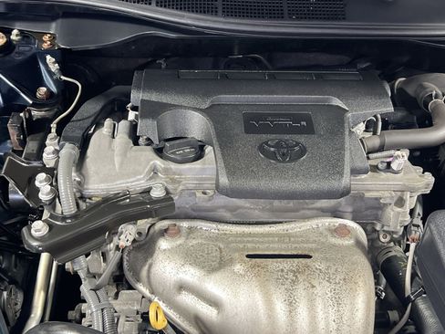 Used 2016 Toyota Camry SE FWD image 26