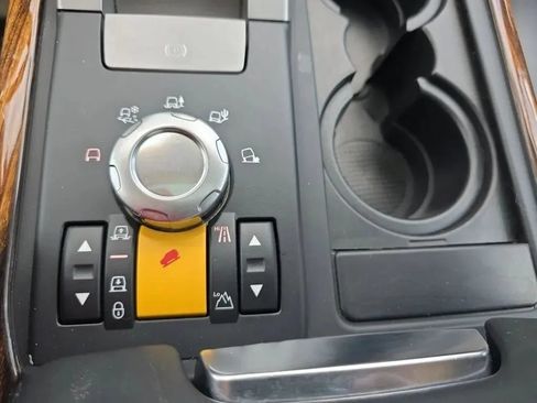 Used 2008 Land Rover Range Rover Sport Supercharged AWD/4WD image 32
