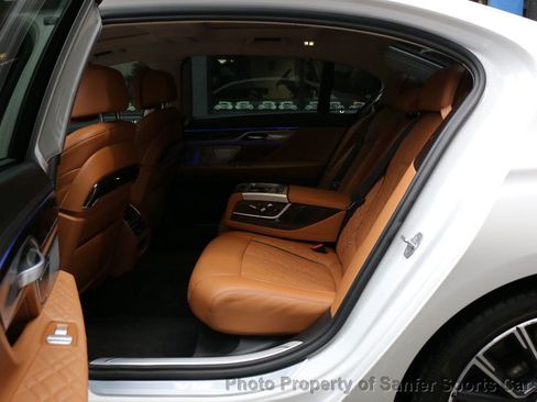 Used 2020 BMW M760i xDrive w/ Luxury Rear Seating Package image 32
