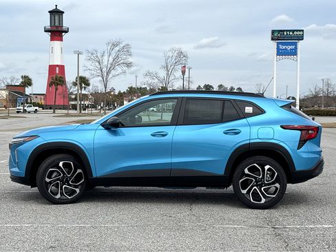 New 2026 Chevrolet Trax RS w/ Sunroof Package FWD image 26