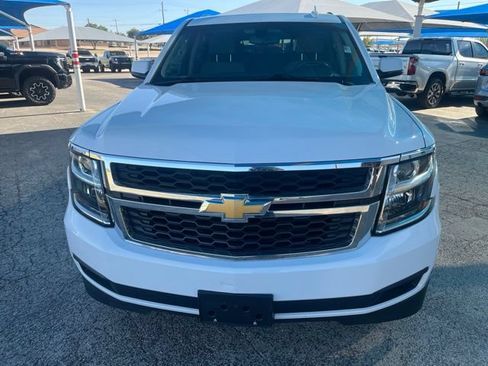 Used 2020 Chevrolet Tahoe LS RWD image 2