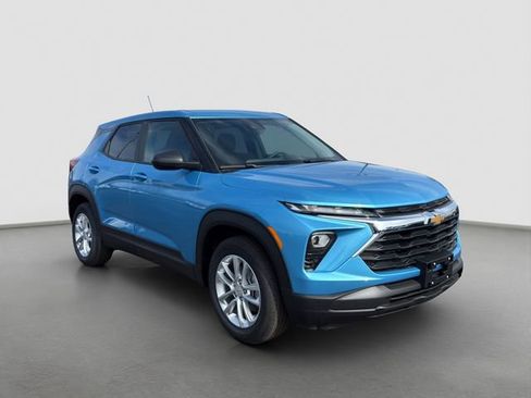 New 2026 Chevrolet TrailBlazer LS w/ LS Convenience Package FWD image 8
