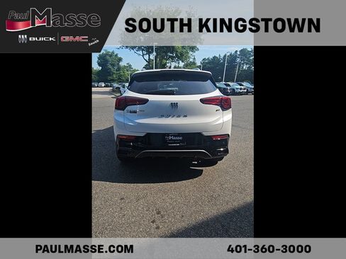 Used 2024 Buick Encore GX Sport Touring w/ Experience Buick Package AWD/4WD image 6