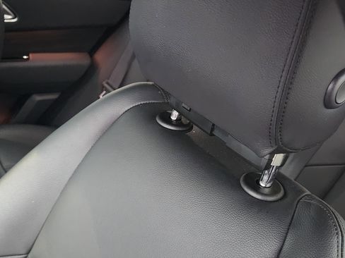 Certified 2026 Land Rover Range Rover Velar Dynamic SE image 16