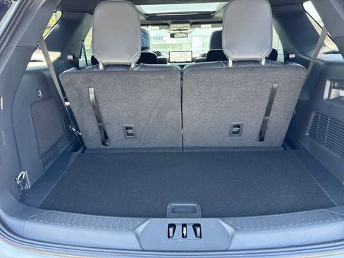 New 2026 Ford Explorer ST-Line AWD/4WD image 23