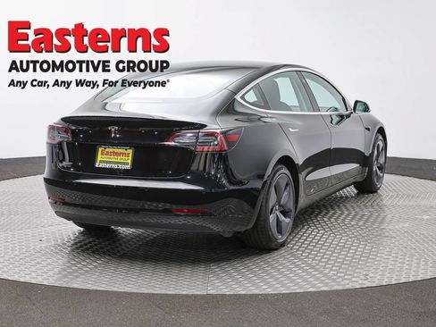 Used 2018 Tesla Model 3 Long Range RWD image 5