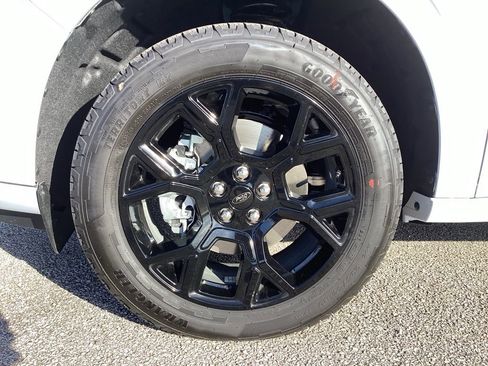 New 2026 Ford Maverick Lobo image 15