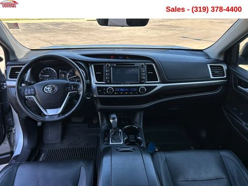 Used 2018 Toyota Highlander Limited w/ Protection Package #3 AWD/4WD image 12