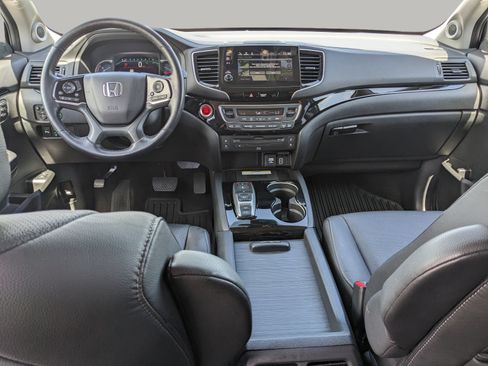 Used 2022 Honda Pilot Elite image 11