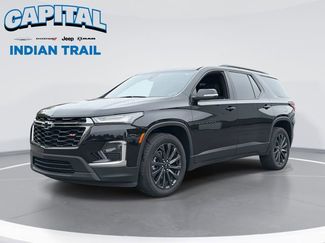 Used 2023 Chevrolet Traverse RS FWD video 1