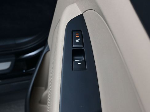 Used 2016 Hyundai Tucson Limited w/ Option Group 03 image 16