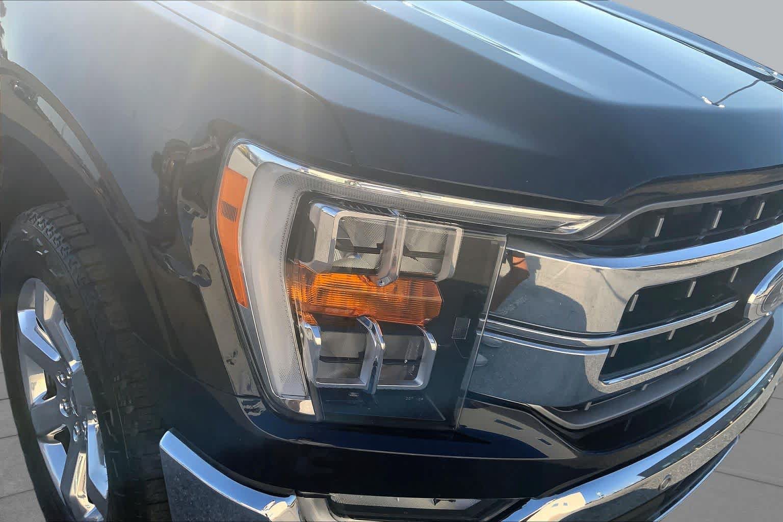 Certified 2021 Ford F150 Lariat w/ Max Trailer Tow Package AWD/4WD image 28