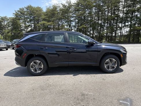 New 2026 Hyundai Tucson Blue SE AWD/4WD image 9