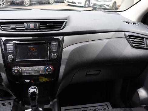 Used 2021 Nissan Rogue Sport S FWD image 44