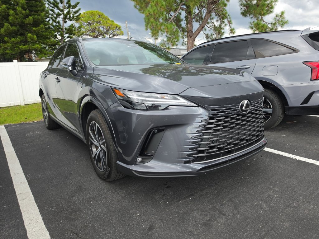 Used 2025 Lexus RX 350 Premium w/ Accessory Package FWD image 3