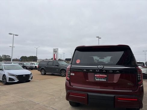 New 2026 Nissan Armada SL image 3