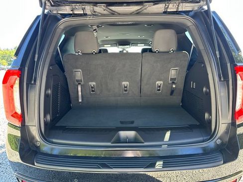 Used 2022 GMC Yukon SLE AWD/4WD image 15