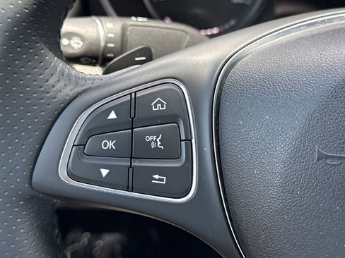 Used 2018 Mercedes-Benz C 300 Cabriolet image 13