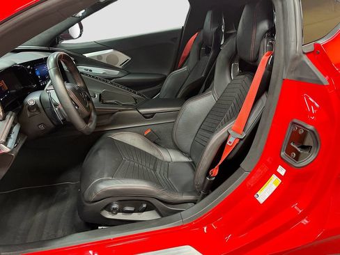 Used 2021 Chevrolet Corvette Stingray Premium Cpe w/ Z51 Performance Package RWD image 22