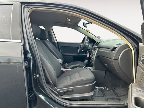 Used 2012 Ford Fusion SE image 10