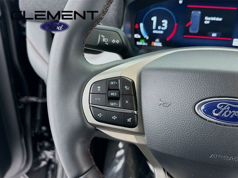 New 2026 Ford Explorer Active w/ Active Comfort Package AWD/4WD image 15